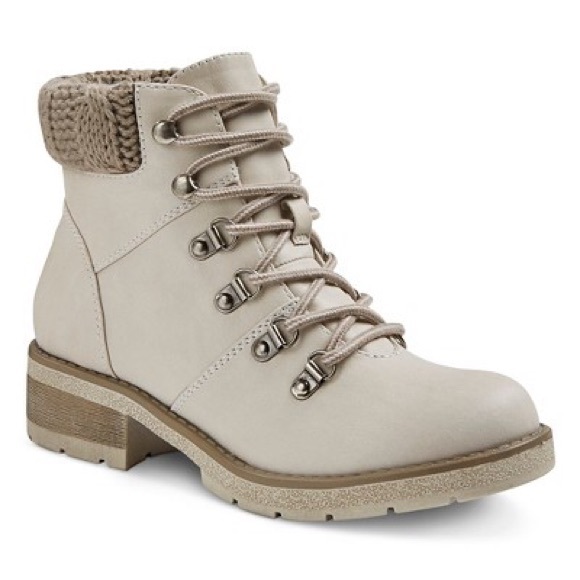 Mossimo Supply Co. Shoes - MOSSIMO SUPPLY CO WHITE DELORES SHEARLING STYLE LACE UP BOOTS